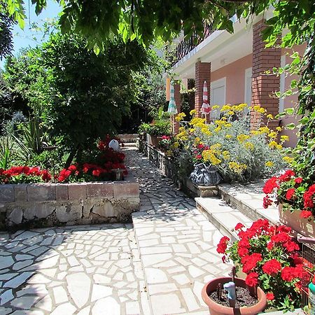 Apartments Bura & Jugo, Cres, Without Stress Luaran gambar