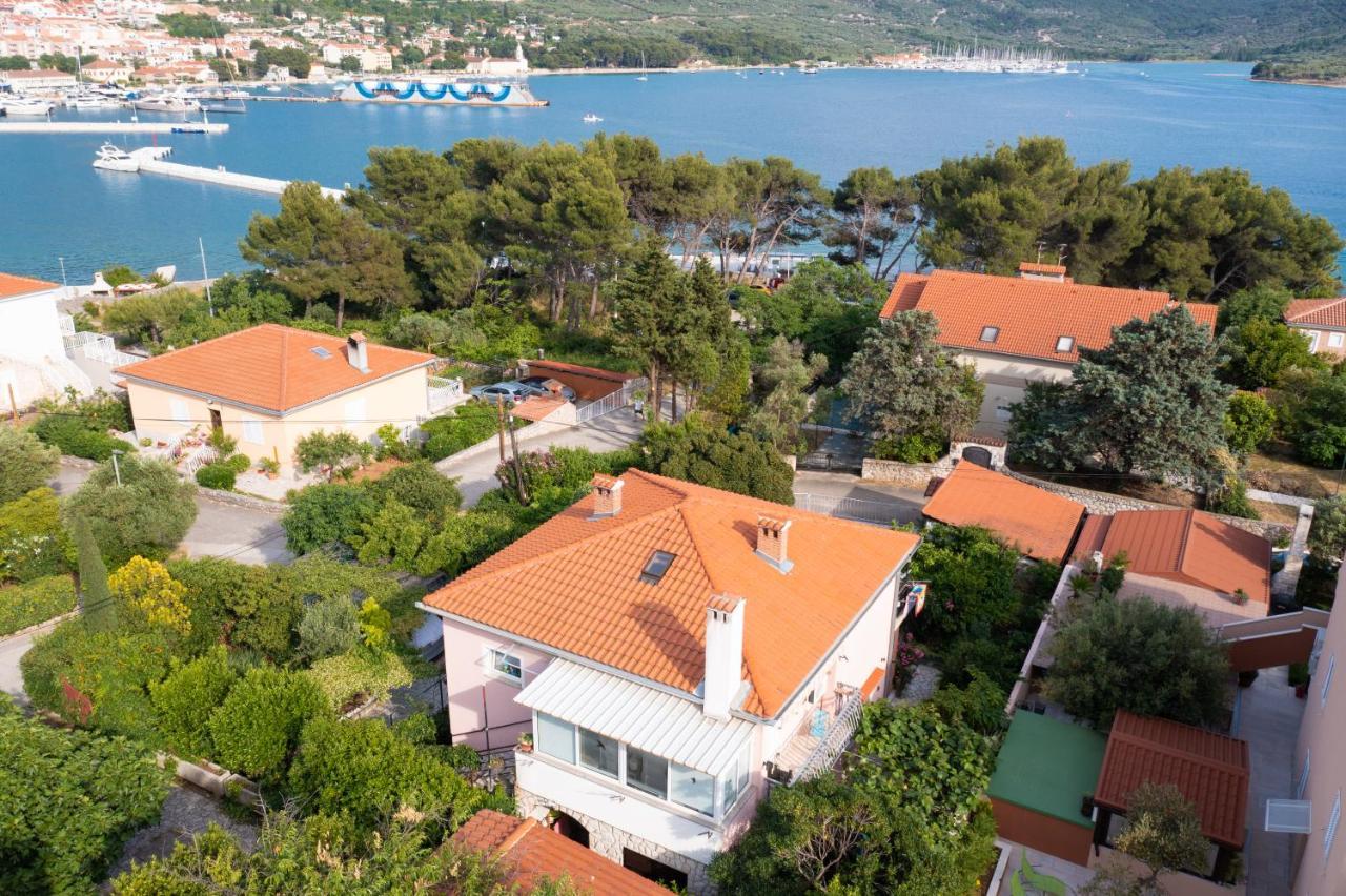 Apartments Bura & Jugo, Cres, Without Stress Luaran gambar