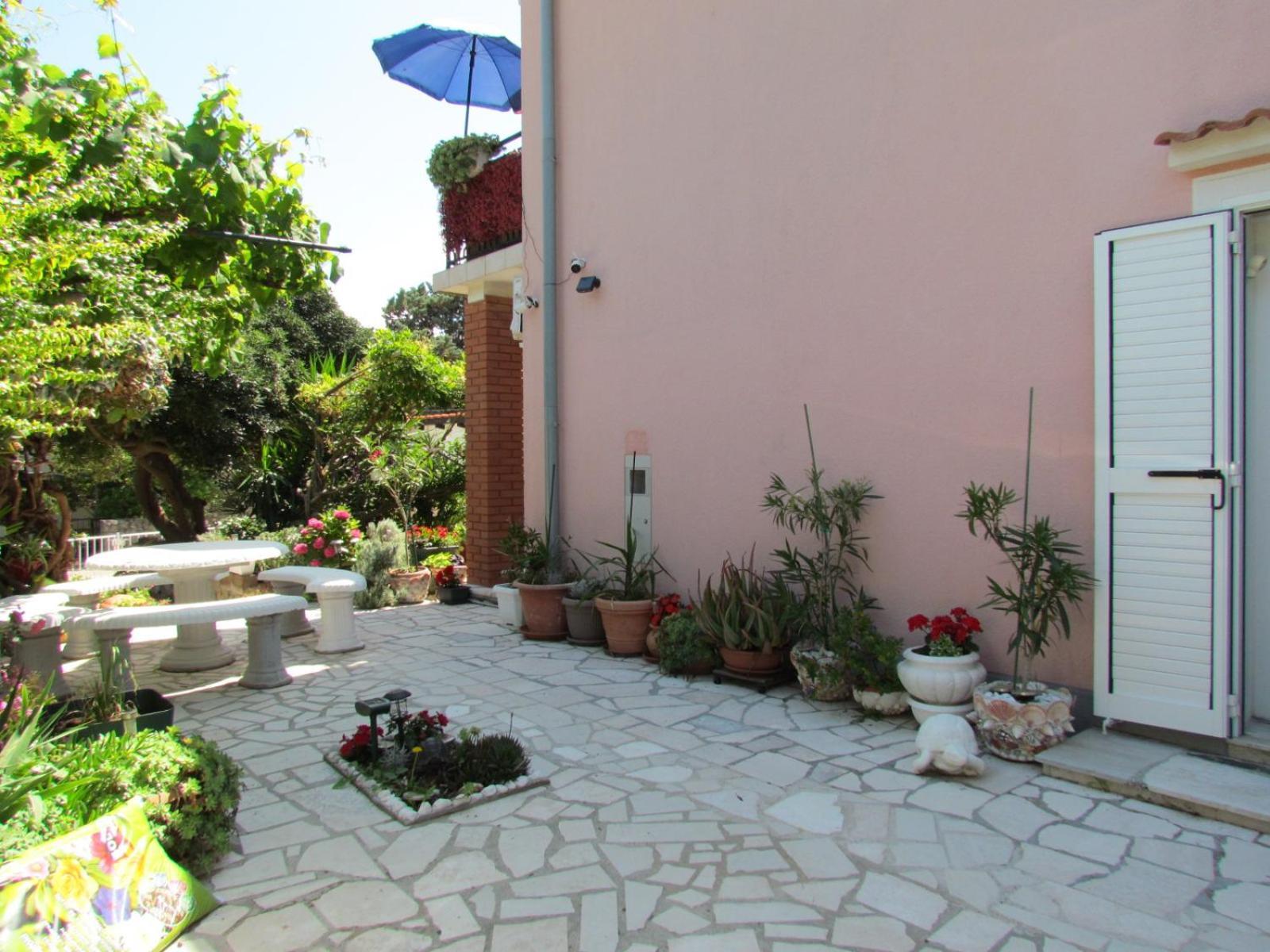 Apartments Bura & Jugo, Cres, Without Stress Luaran gambar