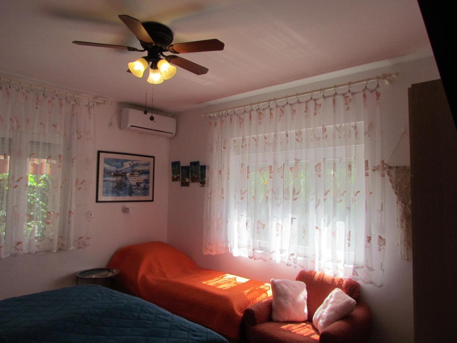 Apartments Bura & Jugo, Cres, Without Stress Luaran gambar