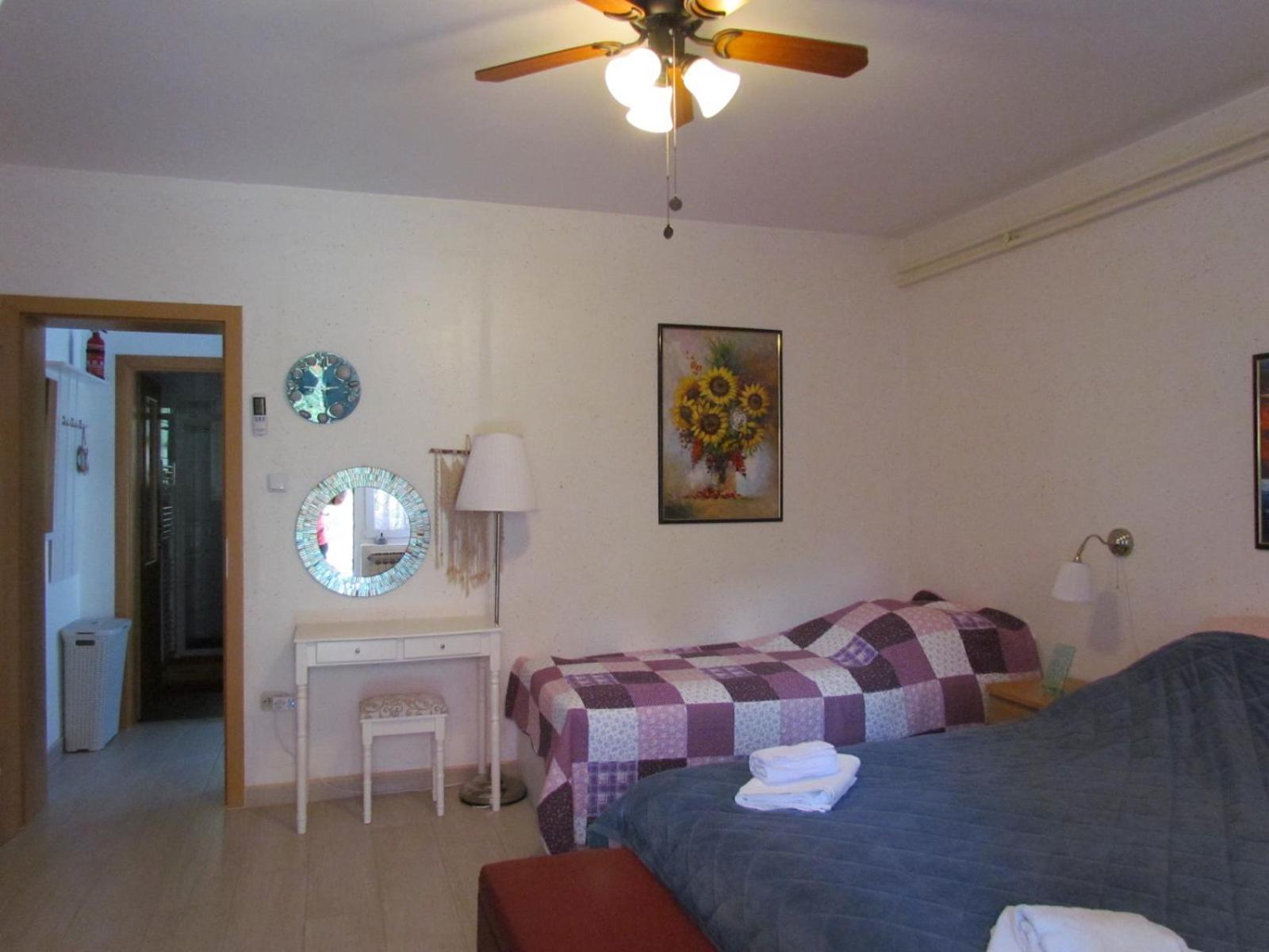 Apartments Bura & Jugo, Cres, Without Stress Luaran gambar
